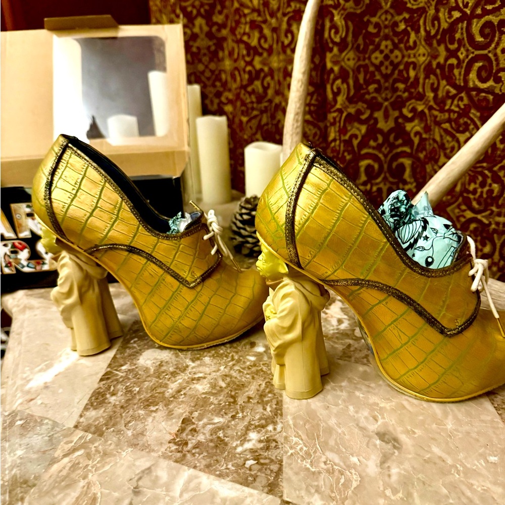 VHTF Irregular Choice Star Wars Yoda character heels 38